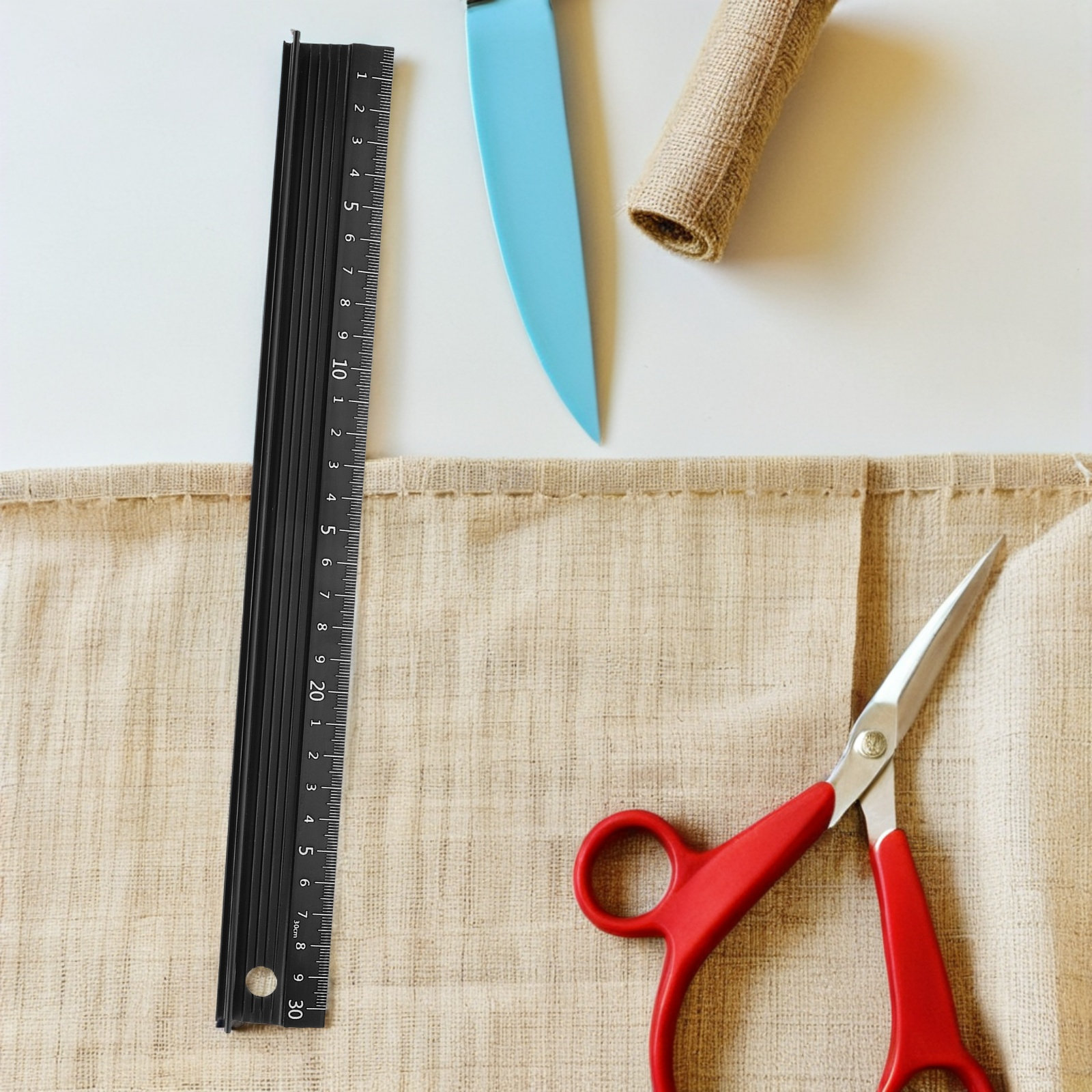 Zware L-vormige metalen liniaa - Leatherworking Guide recensie en prijs