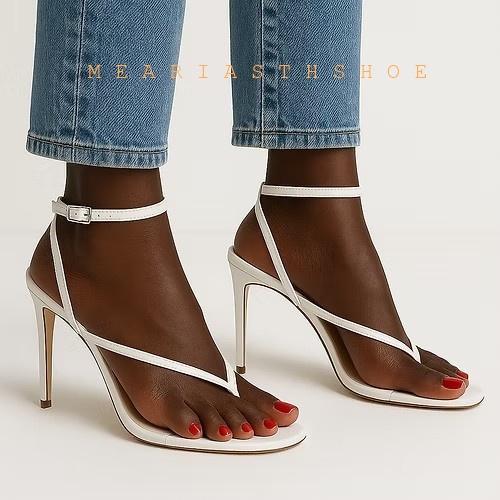 Beige zwarte kruisbandjes flip - Leather Work Heels recensie en prijs
