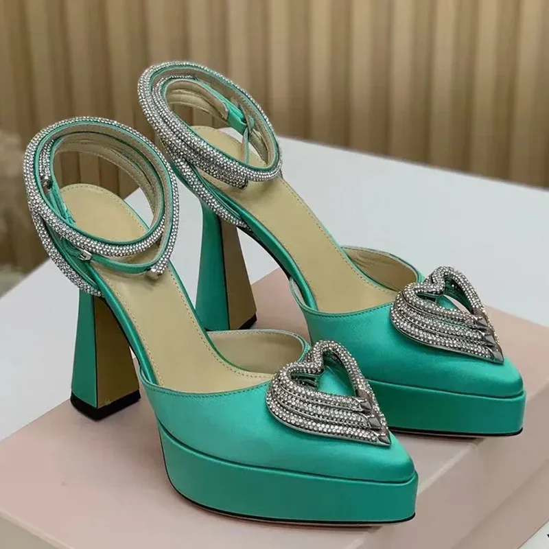 Platform Kristal Liefde Decora - Leather Work Heels recensie en prijs