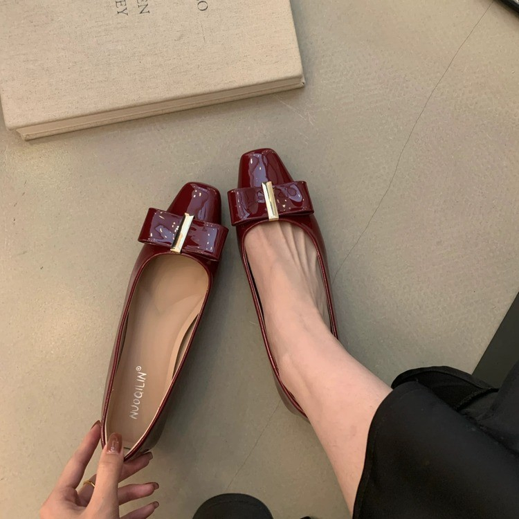 Vierkante teen, strik, lage en - Leatherwork In French recensie en prijs